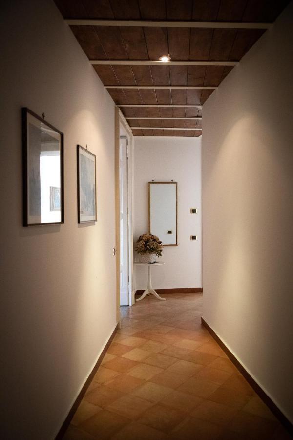 Flavio Gioia Suite Salerno Exterior foto