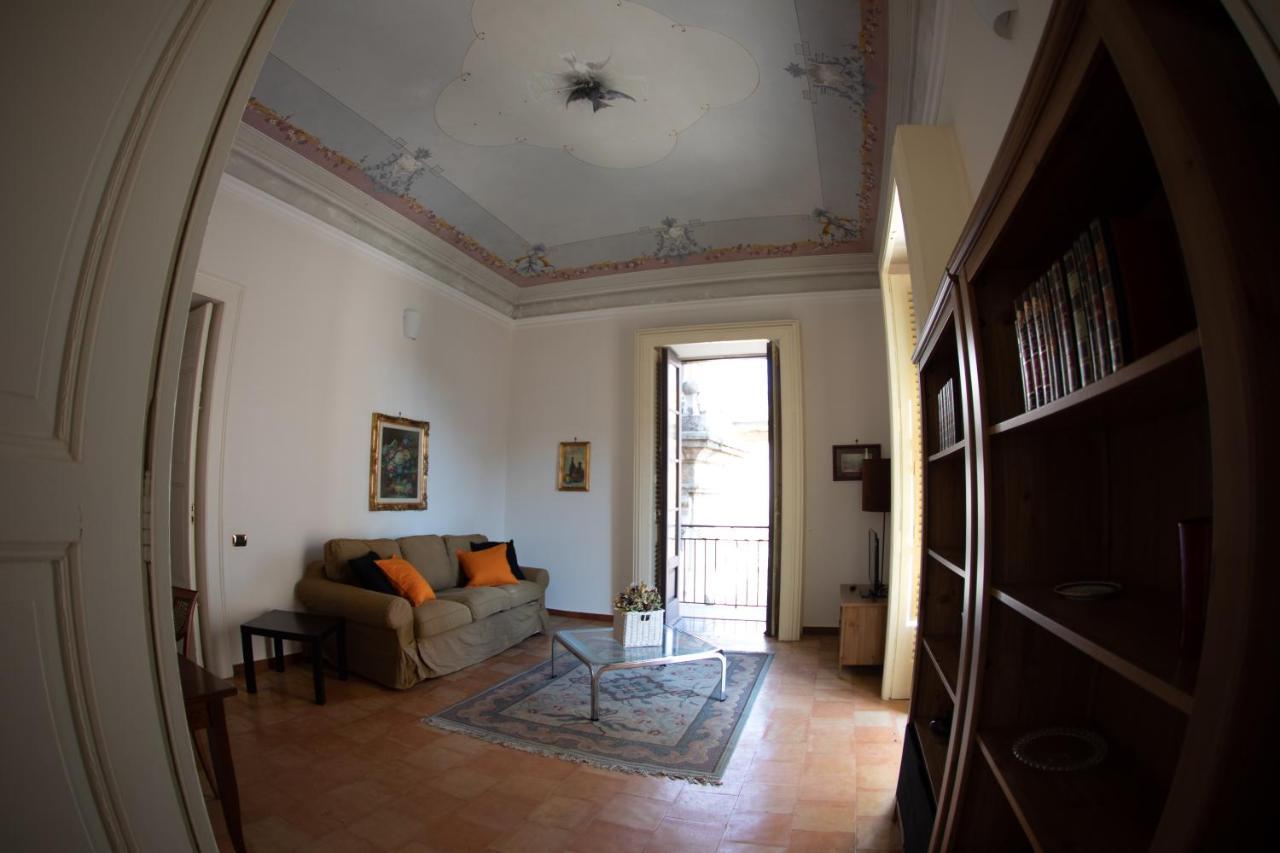 Flavio Gioia Suite Salerno Exterior foto